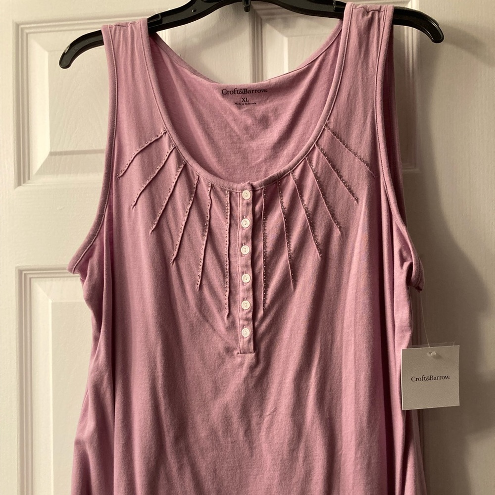 Purply/pink tank top